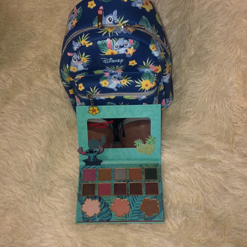 Do you lo and stitch Disney backpack eyeshadow